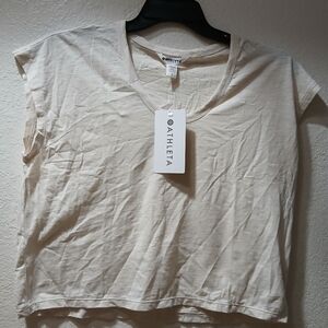 Athleta nwot  Women's size Sp 100% cotton Short Sleeve Cream Tee